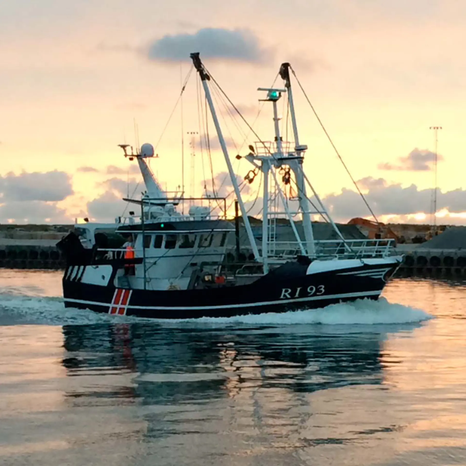 Fiskerbåd på vand